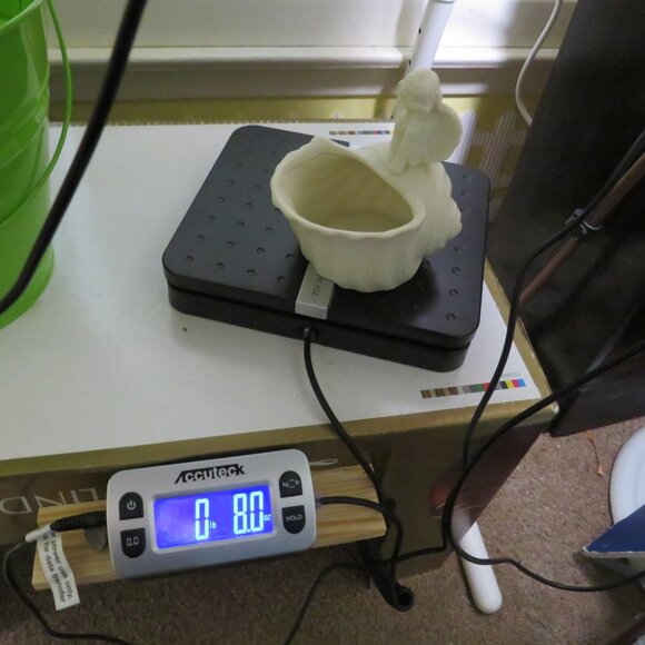 Ceramic Angel sitting on Sea Shell and metallic vase filler Lt. Blue 1lb 11oz - Picture 3 of 15